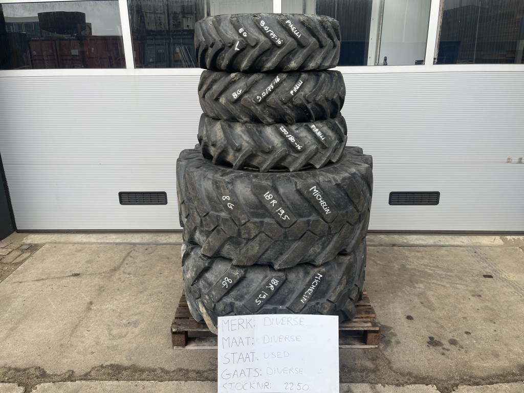 michelin 18r19,5 te koop bij Jaap Verboon
