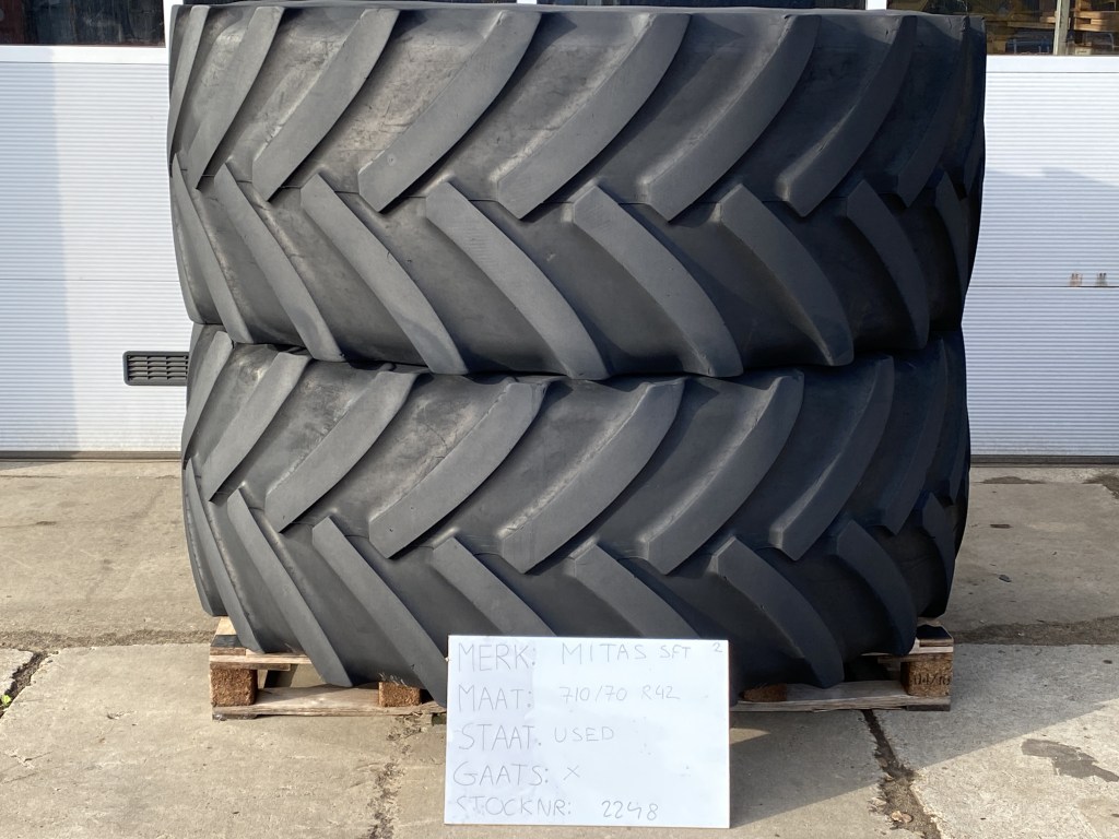 mitas 710 70 r42 te koop bij Jaap Verboon