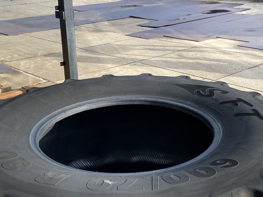 mitas sft 600 70 r30 te koop bij Jaap Verboon