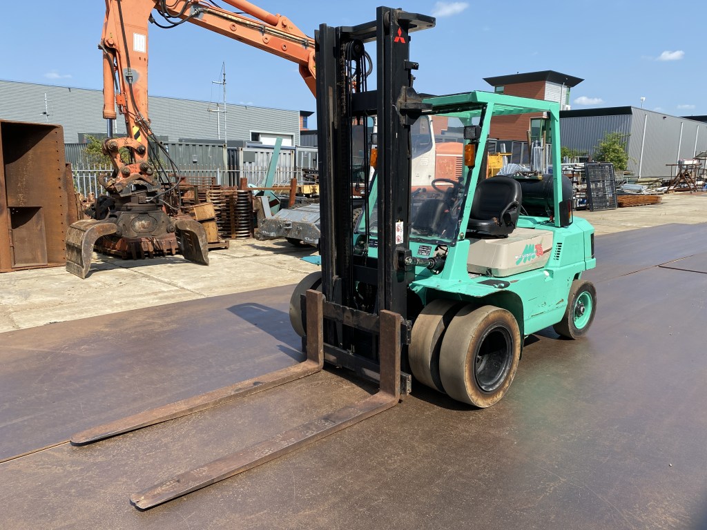 mitsubishi fg35 te koop bij Jaap Verboon