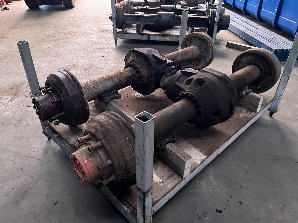 naf onderdelen te koop bij Jaap Verboon