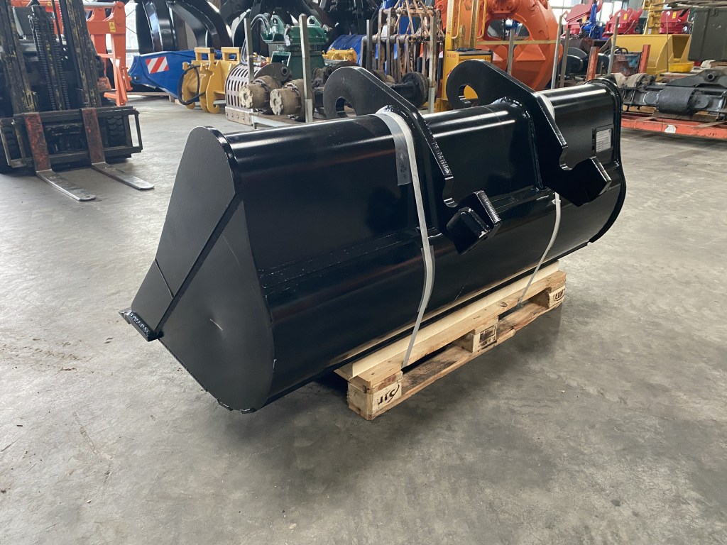 nieuwe caterpillar slotenbak te koop bij Jaap Verboon