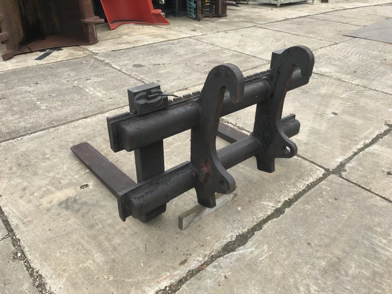 palletvorken cat it te koop bij Jaap Verboon