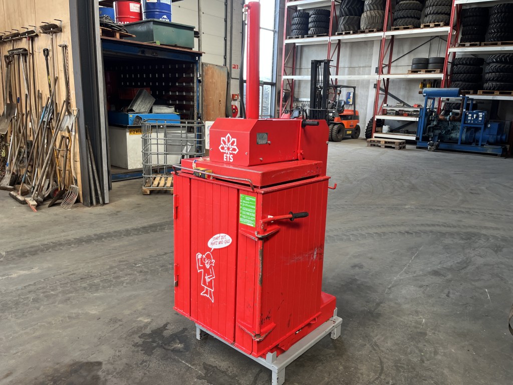 papierpers 220v te koop bij Jaap Verboon