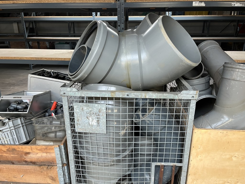 partij pvc delen te koop bij Jaap Verboon