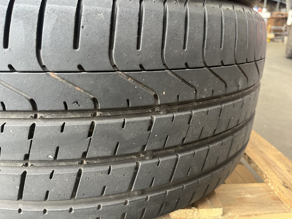 pirelli pzero 275/35 r20 te koop bij Jaap Verboon