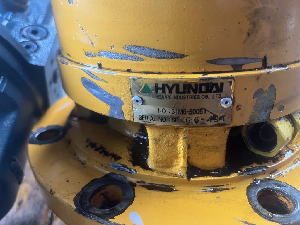 pump swing device hyundai r55 te koop bij Jaap Verboon