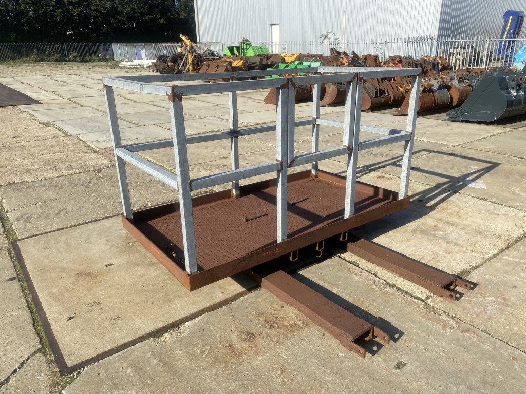 roteerbare manbak te koop bij Jaap Verboon