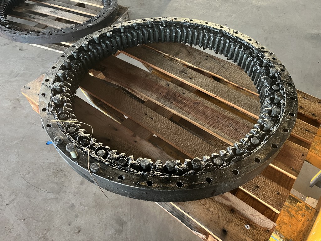 rothe erde hitachi fh130 te koop bij Jaap Verboon