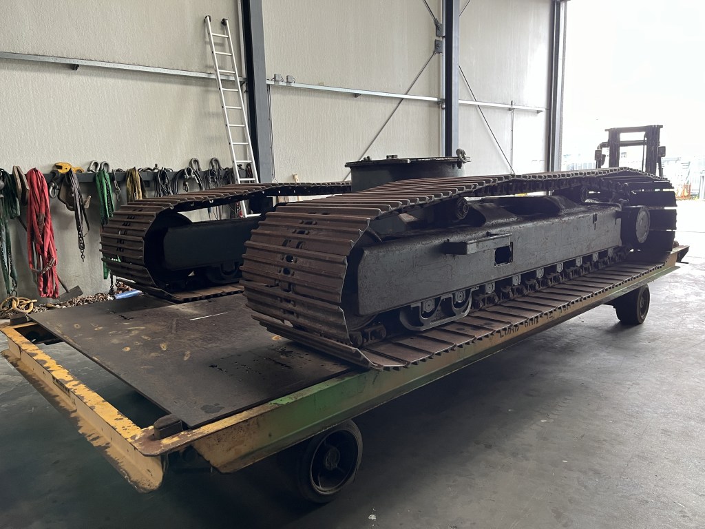 rupsonderstel graafmachine te koop bij Jaap Verboon