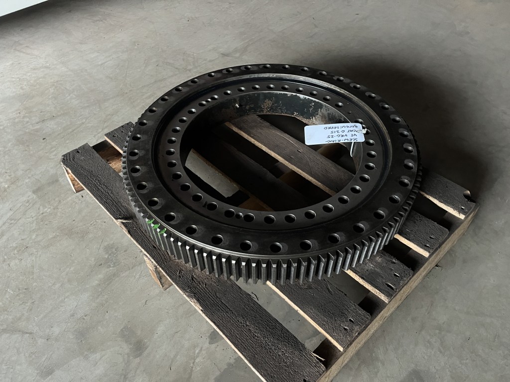 slew ring verachtert vrg25 te koop bij Jaap Verboon