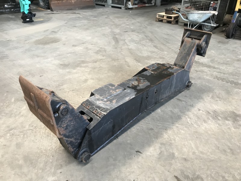 steunpoten outriggers doosan te koop bij Jaap Verboon