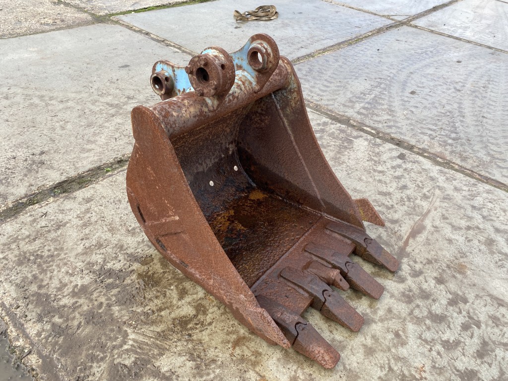 tandenbak pinn 40 te koop bij Jaap Verboon