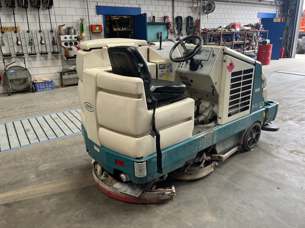 tennant 8210 te koop bij Jaap Verboon
