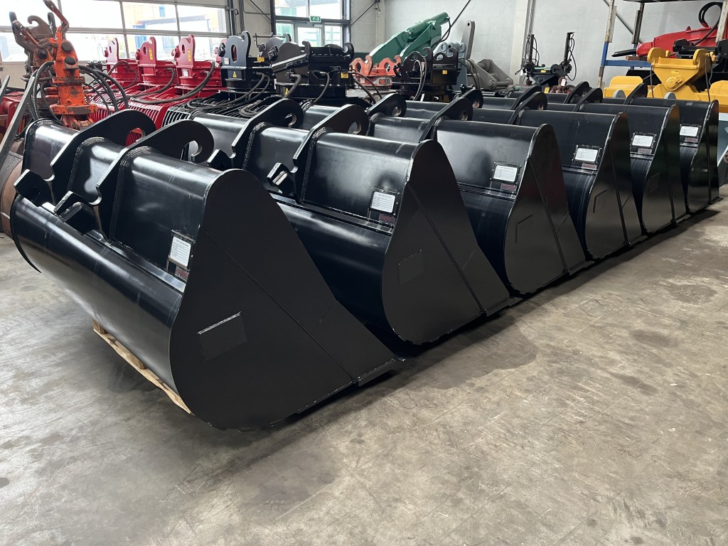 unused bucket te koop bij Jaap Verboon