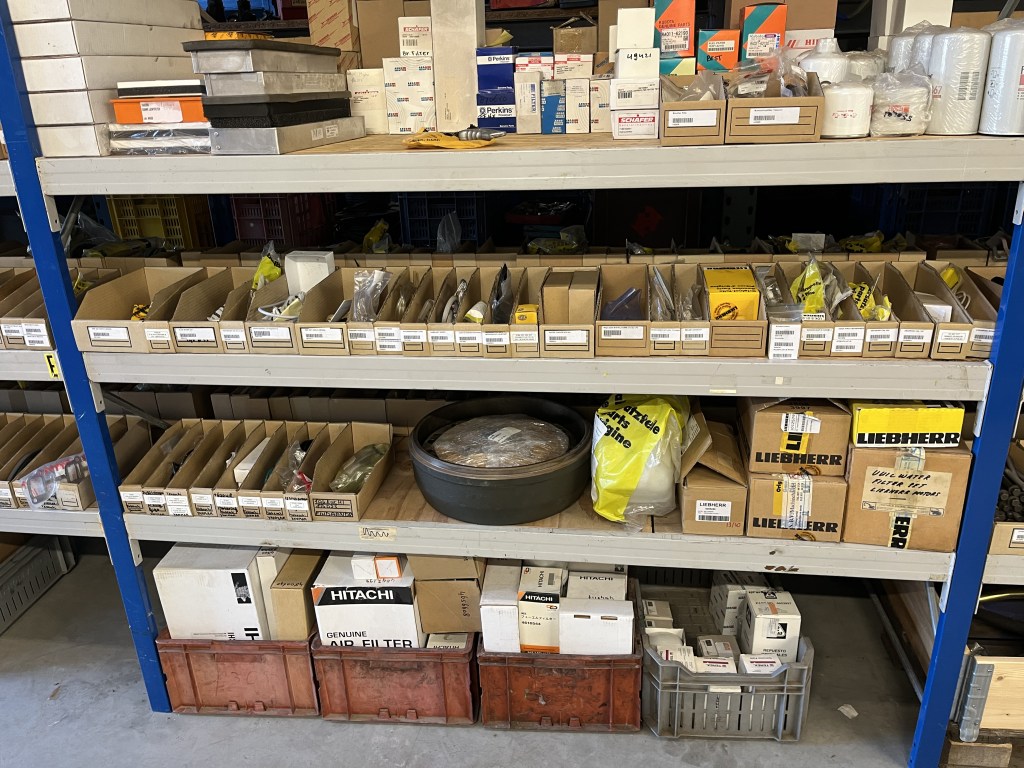 unused liebherr parts te koop bij Jaap Verboon