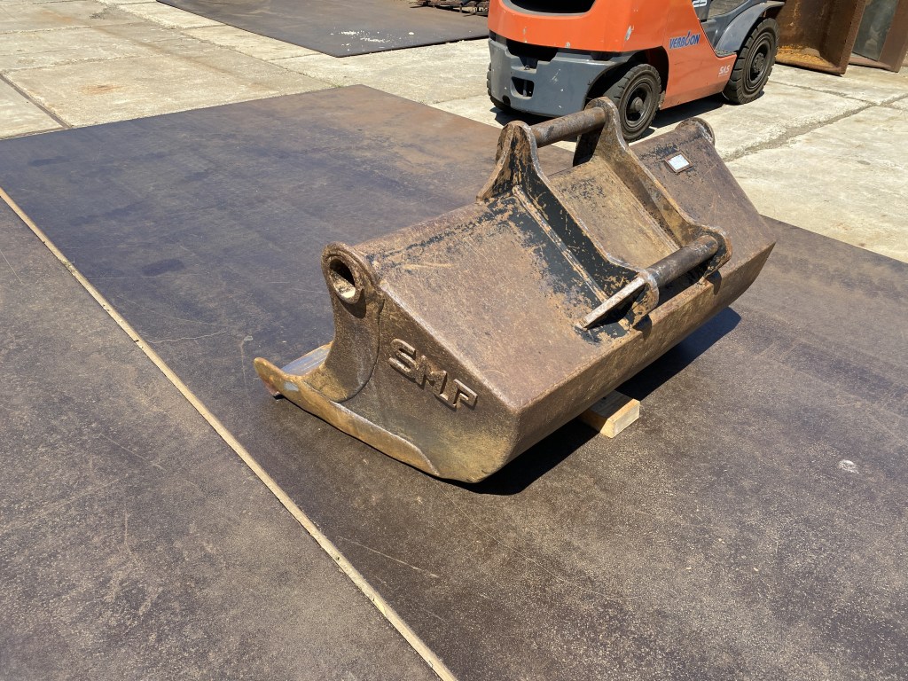 unused teeth bucket pinn 50mm te koop bij Jaap Verboon